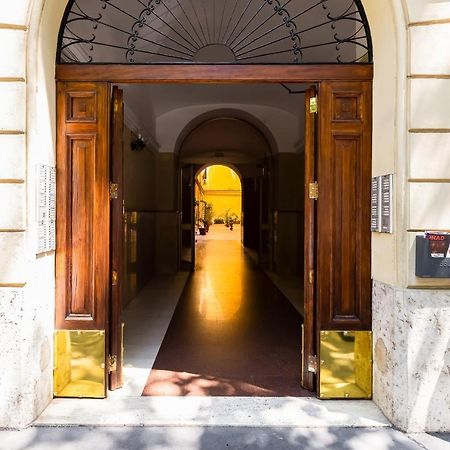 Regina Margherita Sweet Stay Рим Экстерьер фото
